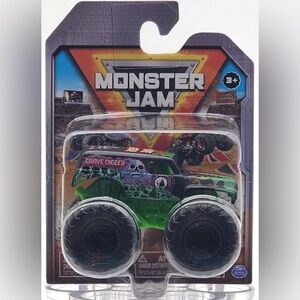 Monster Jam Grave Digger Toy Truck - Green and Black